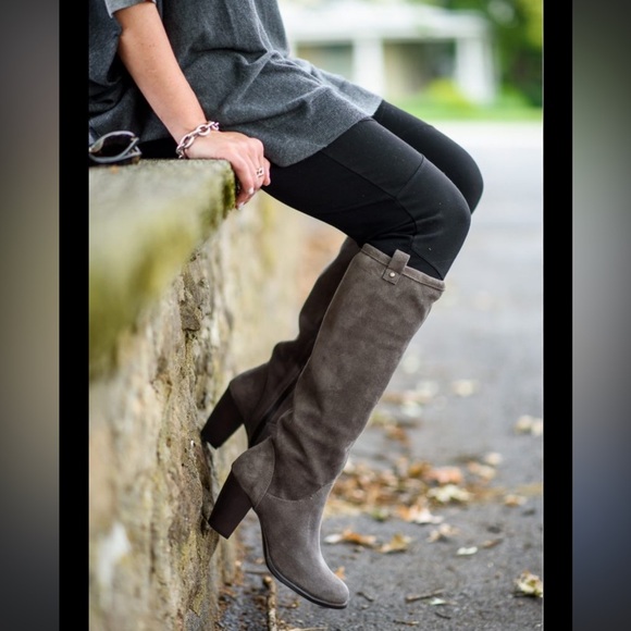 UGG Never Worn Ava Gray Nightfall Heeled Tall Riding Suede Boots Size 9.5 - Picture 8 of 8